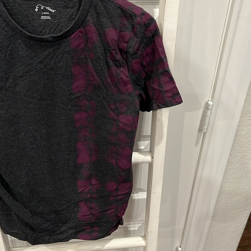 Dark Grey w/Some Purple Youth Sz Large (12/14) Graphic Tee by Art Class - Picture 4 of 6